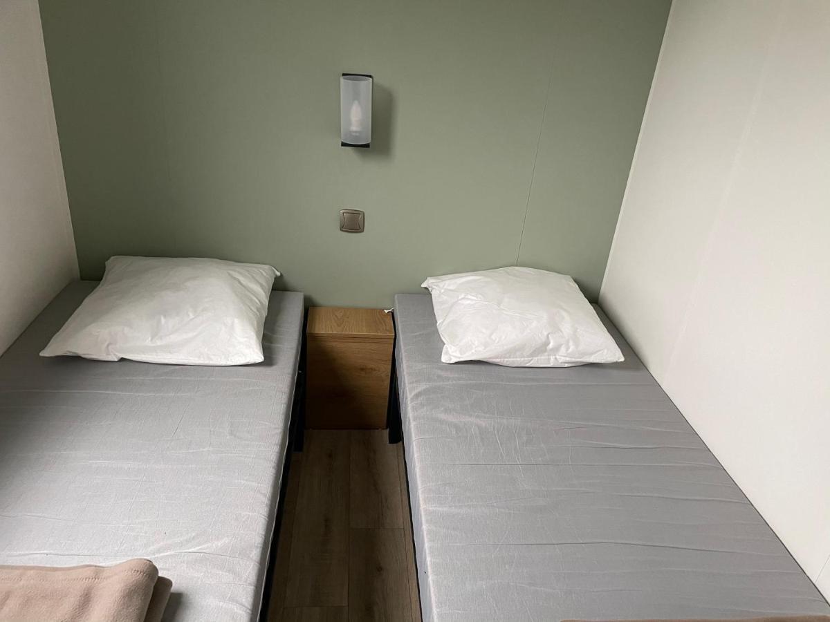 Mobilhome Tout Confort R10 Domaine De Lanniron カンペール エクステリア 写真